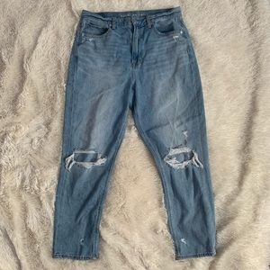American Eagle Mom Jeans